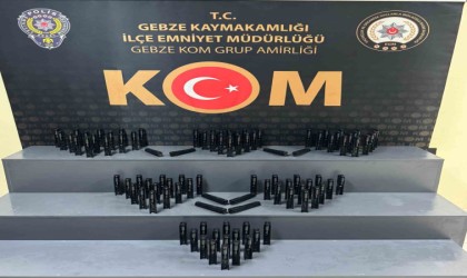 Kocaelide 98 tabanca sürgü takımı ele geçirildi