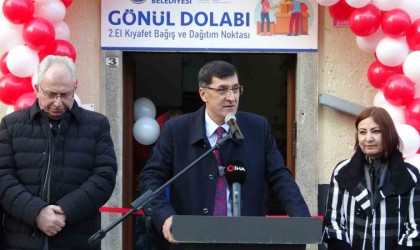 Kütahyada ihtiyaç sahipleri için Gönül Dolabı