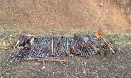 MSB, Pençe-Kilit bölgesinde ele geçirilen mühimmatı paylaştı