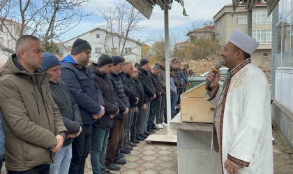 Oğlu tarafından bıçaklanarak öldürülen Murat Çoban toprağa verildi