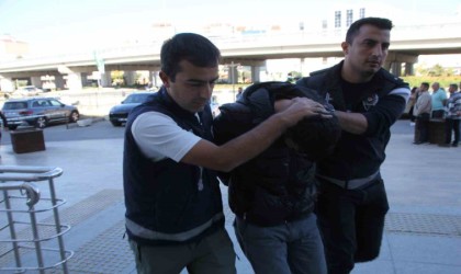 Serikte fotoğraf stüdyosu hırsızlığı şüphelisi 2 kişi yakalandı