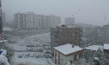 Şırnakta 1 belde ve 7 köy yolu kardan ulaşıma kapandı