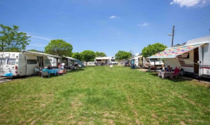 Türkiyenin dört bir yanında karavancılar Menemende buluşuyor