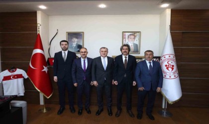 Üniversite yönetiminden Gençlik ve Spor Bakanına ziyaret
