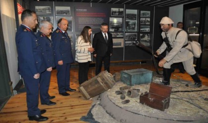 Vali Aksoy, Kurtuluş Savaşında Atatürkün kaldığı konağı ziyaret etti