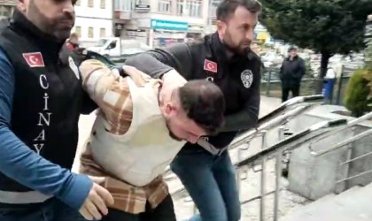 1 kişinin öldüğü borç kavgasında Ben yaptım diyerek teslim olan zanlı adliyede