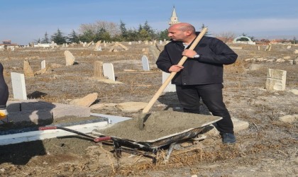 36 yıl sonra şehit sayılan Savsarın mezarı yapıldı