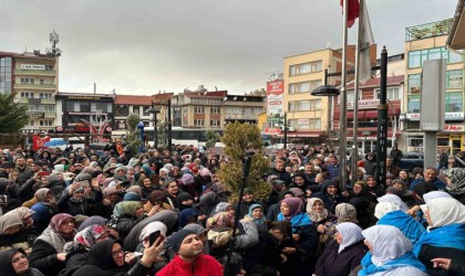48 umre yolcusu kutsal topraklara doğru yola çıktı
