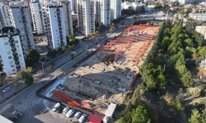 Adana Koop Kapalı Semt Pazarında çalışmalar hızlandı