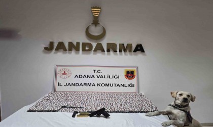 Adanada 8 bin 523 adet uyuşturucu hap ele geçirildi