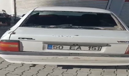 Adıyamanda şiddetli rüzgar ağaçları devirdi, ulaşımı aksattı