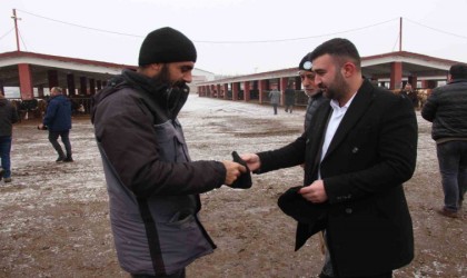 Ağrı Ticaret Borsasından hayvan yetiştiricilerine ziyaret