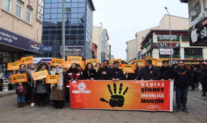 Ağrıda Kadına Yönelik Şiddete ‘Dur demek için yürüdüler