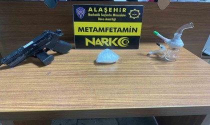 Alaşehirde uyuşturucudan 3 tutuklama