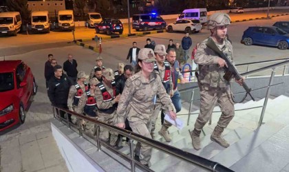 Anne ve 3 evladının zehirlenmesiyle ilgili 2 kişi tutuklandı