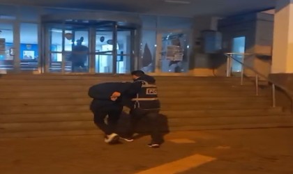 Aranan hırsız yakalandı