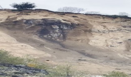 Artvinin Arhavi ilçesindeki heyelanlı bölgede toprak kaymaları devam ediyor