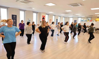 Aydınlılar, Büyükşehirin kurslarıyla kendini geliştiriyor