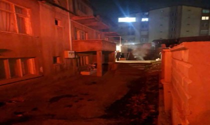 Baca tıkanınca ev dumanla kaplandı, itfaiye yangını kısa sürede söndürdü