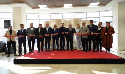 Bahçelievlerde 3. Ulusal Kitap Fuarı ziyaretçilere kapılarını açtı