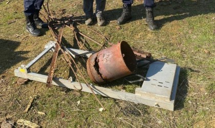 Bahçeye girdi, ne gördüyse çaldı