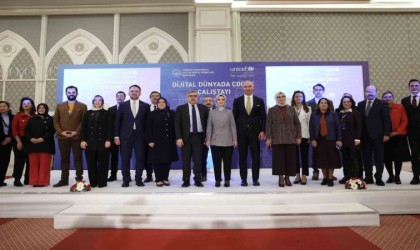 Bakan Göktaş: 16 yaşından küçük çocuklarımız için sosyal medya ve dijital oyun platformlarını düzenleyen bir mevzuat hazırlığı içerisindeyiz