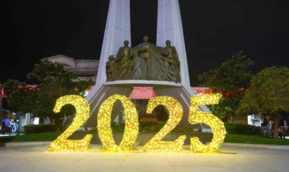 Bakırköy ışıl ışıl görünümüyle yeni yıla hazır
