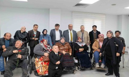 Başkan Akpınar, engellilerle buluştu