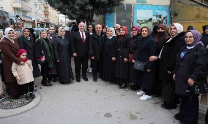 Başkan Bıyık, umre yolcularını uğurladı