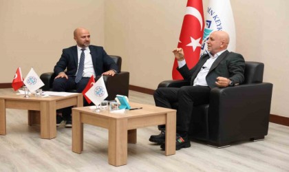 Başkan Çavuşoğlu, ALKÜde Alanyasporu anlattı