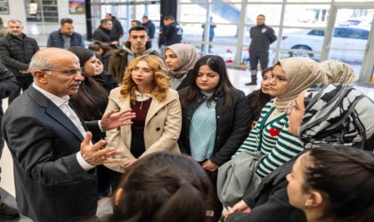 Başkan Er “Gençlerimizin yanındayız”