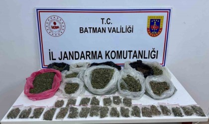 Batmanda bir evden 6 kilo 300 gram uyuşturucu çıktı
