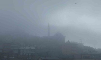 Bayburt güne sisle uyandı