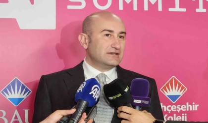 Beşiktaş Başkanı Hüseyin Yücelden, Serdal Adalıya başarı dileği