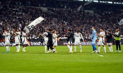 Beşiktaşın 5 maçlık galibiyet hasreti derbiyle sona erdi