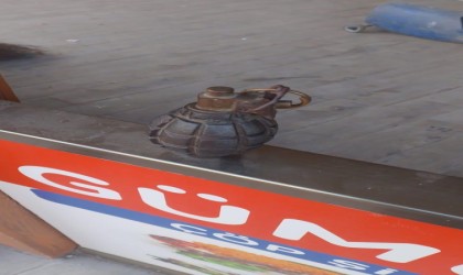 Beylikdüzünde kaldırımda ‘el bombası alarmı