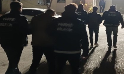 Bilecikte şüphe üzerine durdurulan araçta uyuşturucu çıktı, yakalanan 2 kişi tutuklandı