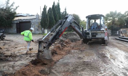 Bodrumda su kesintilere neden olan hatlar yenileniyor