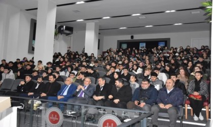 Bozüyük gençliği Akifi andı