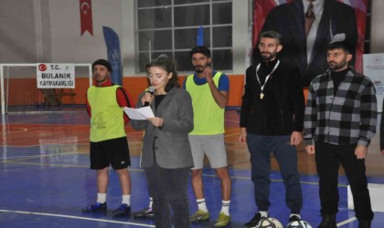 Bulanıkta ‘Ayak Tenisi Turnuvası başladı