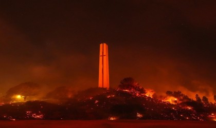 Californiada orman yangınında 4 bin 37 dönümlük alan kül oldu