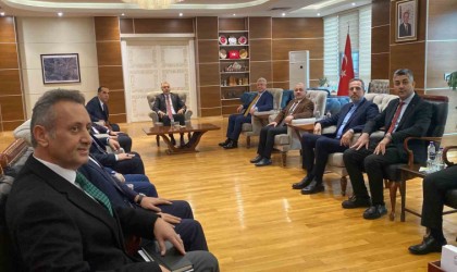 Çalışma ve Sosyal Güvenlik Bakanı Işıkhan, Çankırıda