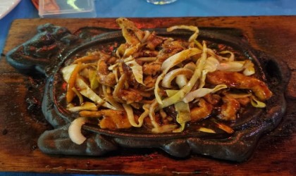 Chinese Rose Restaurantta satılan dana kaburganın içerisinde domuz eti tespit edildi