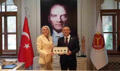 CHP Genel Başkanı Özgür Özelden Bilecik Belediyesine ziyaret