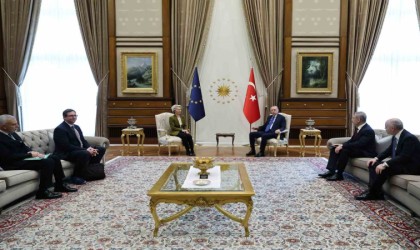 Cumhurbaşkanı Erdoğan, AB Komisyonu Başkanı von der Leyen ile görüştü