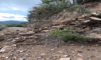 Davutlar Manastır yolu heyelan nedeniyle kapandı