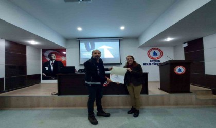 Devrek Meslek Yüksekokulunda madde bağımlılığı konferansı düzenlendi