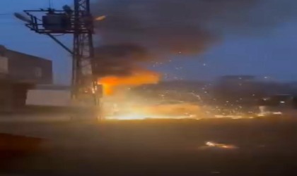 Dicle Elektrik trafosu bomba gibi patladı