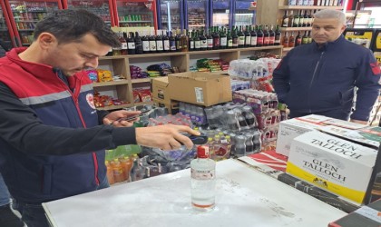 Didimde yılbaşı tedbirleri kapsamında alkollü içki satışı denetlendi