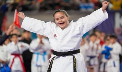 Down Sendromlu sporcu genç kız şampiyon oldu